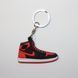 Брелок Jordan 1 Retro Black Red, OneSize (універсальний), В наявності, доставка 1-2 дні