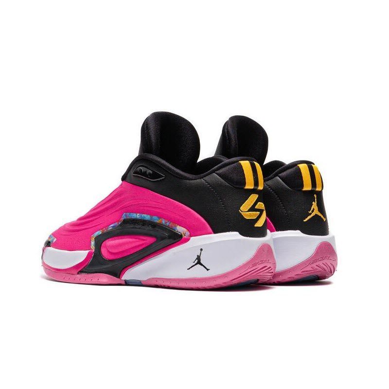 Кросівки баскетбольні Jordan Luka Prime Pink FQ1284-600, 43, В наявності, доставка 1-2 дні