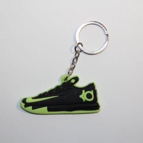 Брелок Nike KD VI 6 Black Volt, OneSize (універсальний), В наявності, доставка 1-2 дні