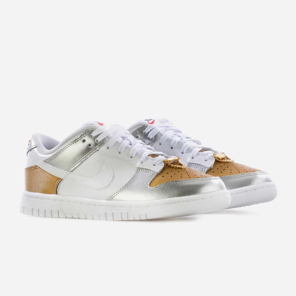 Кросівки жіночі Nike Dunk Low SE W Gold White Silver DH4403-700, 40.5, В наявності, доставка 1-2 дні