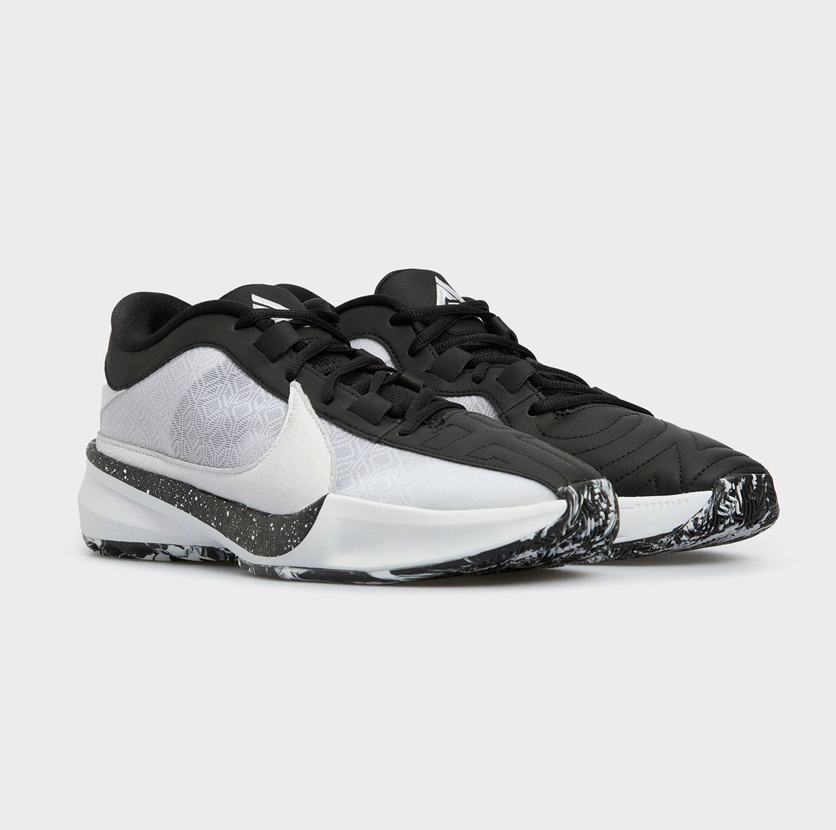 Кросівки баскетбольні Nike Zoom Freak 5 ''Oreo'' White Black DX4985-101, 41, В наявності, доставка 1-2 дні