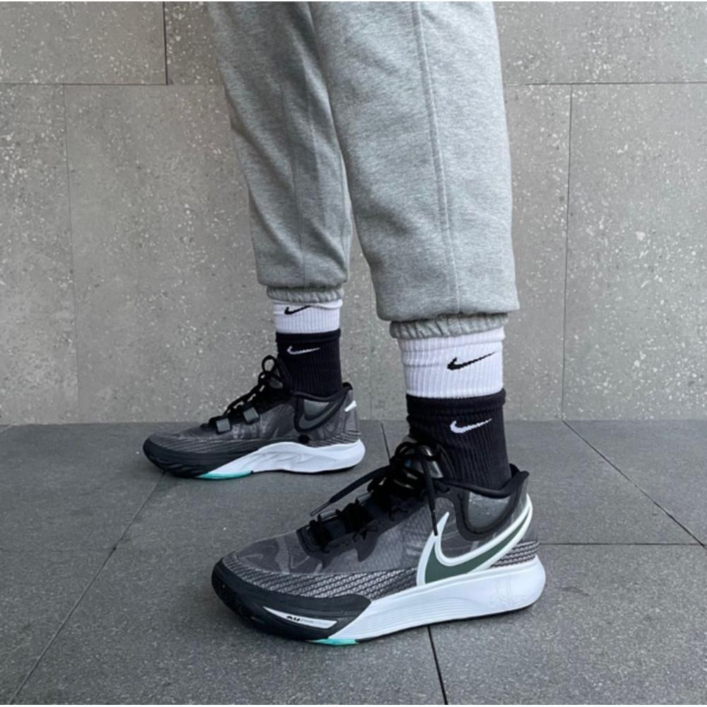 Кросівки баскетбольні Nike Kyrie 8 Black DJ6017-001, 46, В наявності, доставка 1-2 дні