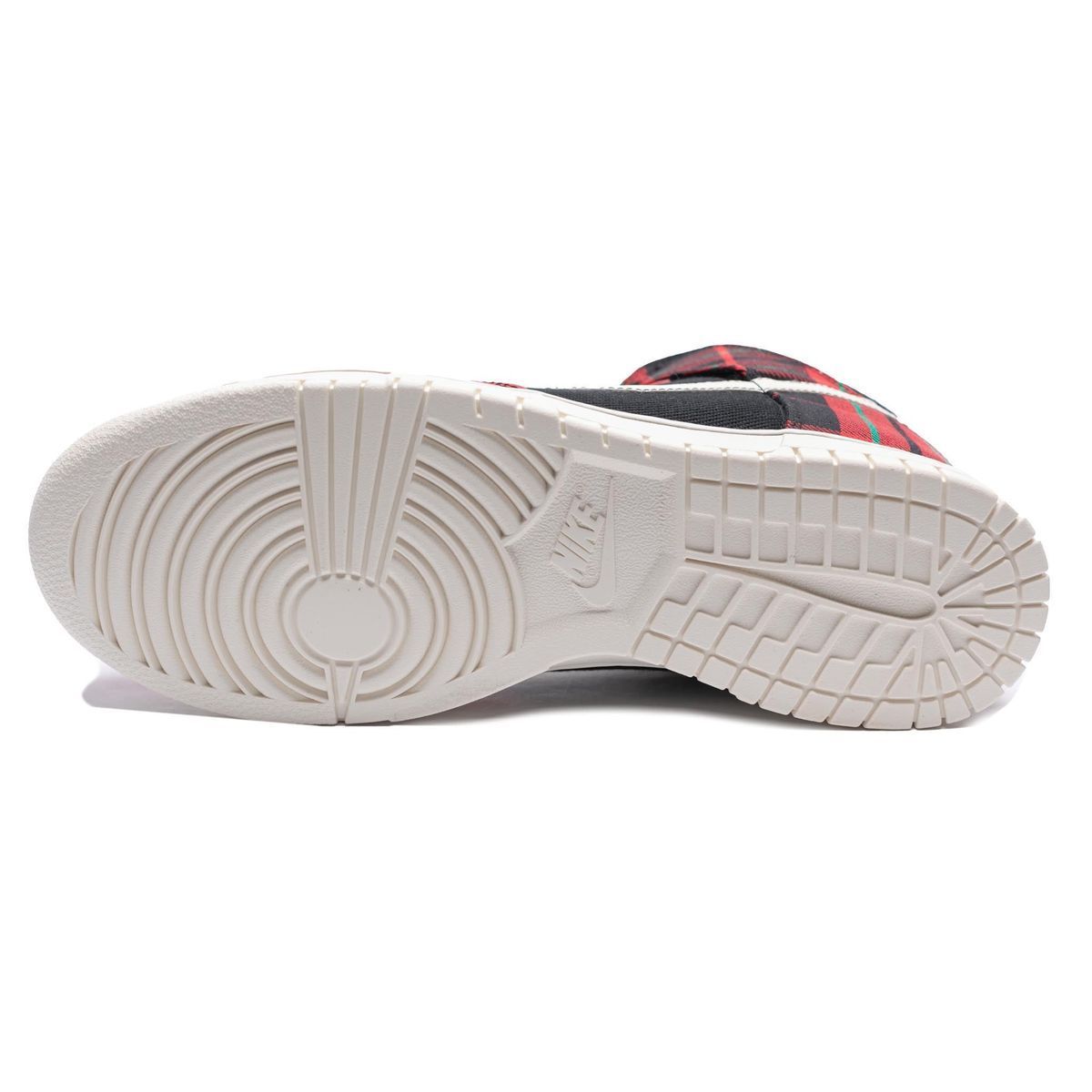 Кросівки чоловічі Nike Dunk High Retro SE Black Pale Ivory DV0826-001, 41, В наявності, доставка 1-2 дні