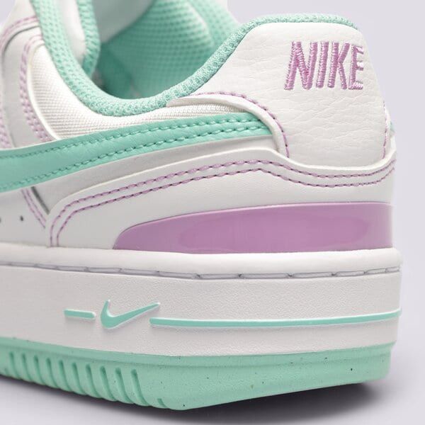 Кросівки жіночі Nike W Gamma Force White/Emerald Rise FN7109-100, 38, В наявності, доставка 1-2 дні