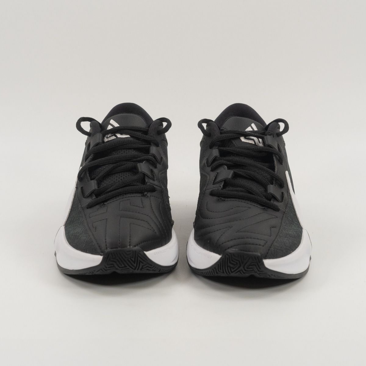 Кросівки баскетбольні Nike Zoom Freak 5 TB Black White DZ2946-001, 44, В наявності, доставка 1-2 дні