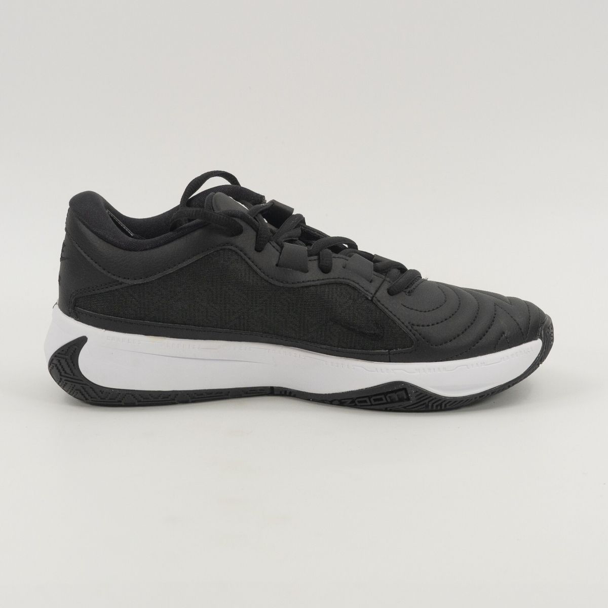 Кросівки баскетбольні Nike Zoom Freak 5 TB Black White DZ2946-001, 44, В наявності, доставка 1-2 дні