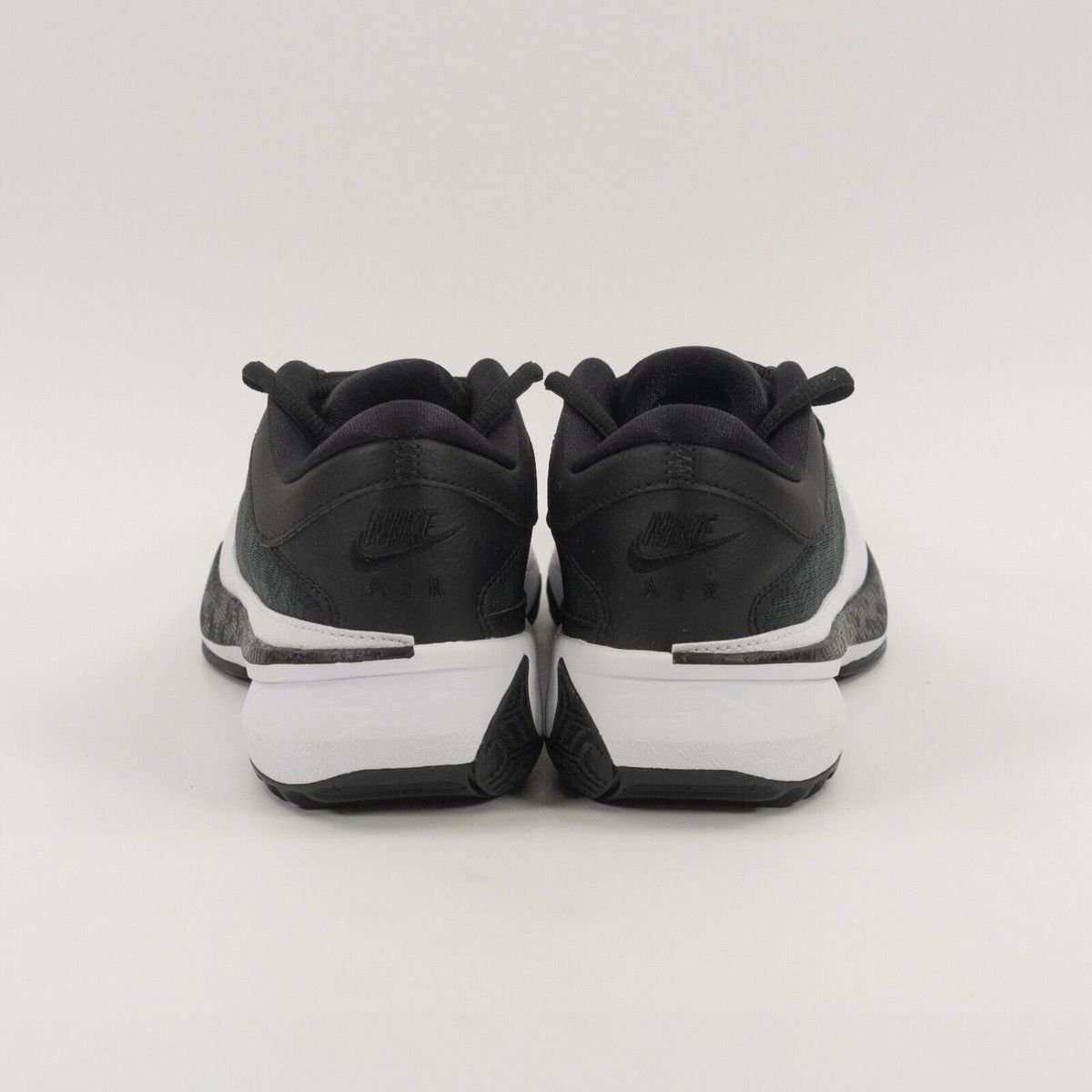 Кросівки баскетбольні Nike Zoom Freak 5 TB Black White DZ2946-001, 44, В наявності, доставка 1-2 дні