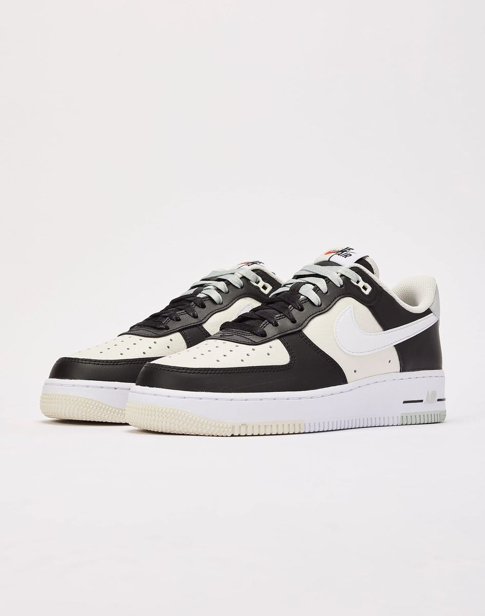 Кросівки чоловічі Nike Air Force 1 '07 LV8 Black White FD2592-002, 46, В наявності, доставка 1-2 дні