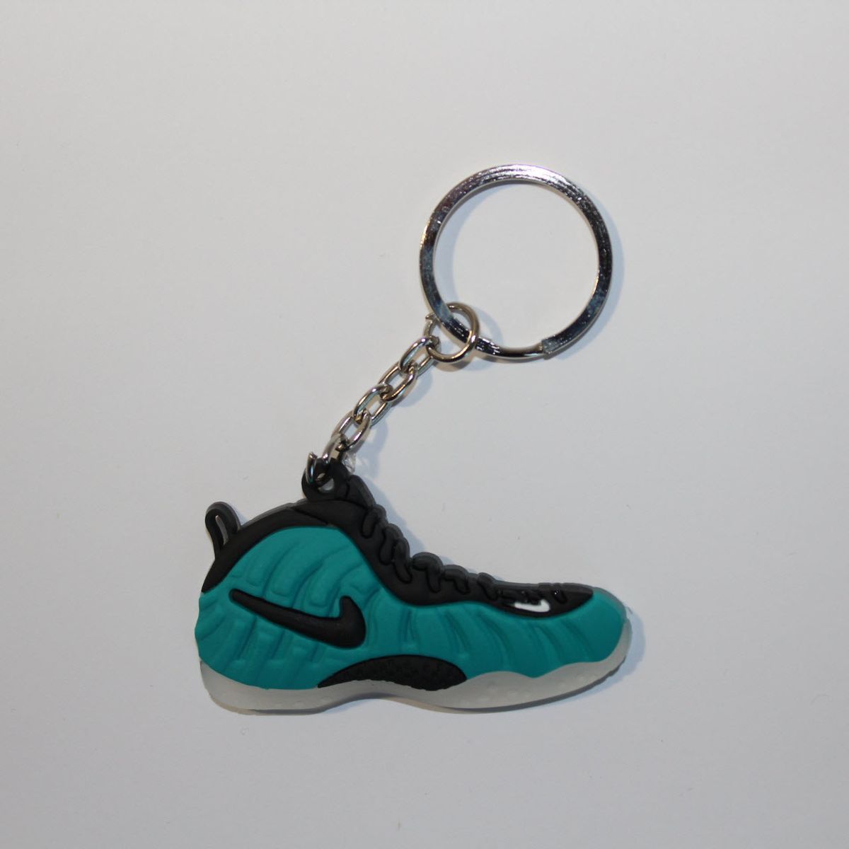 Брелок Nike Air Foamposite One Green Black, OneSize (універсальний), В наявності, доставка 1-2 дні