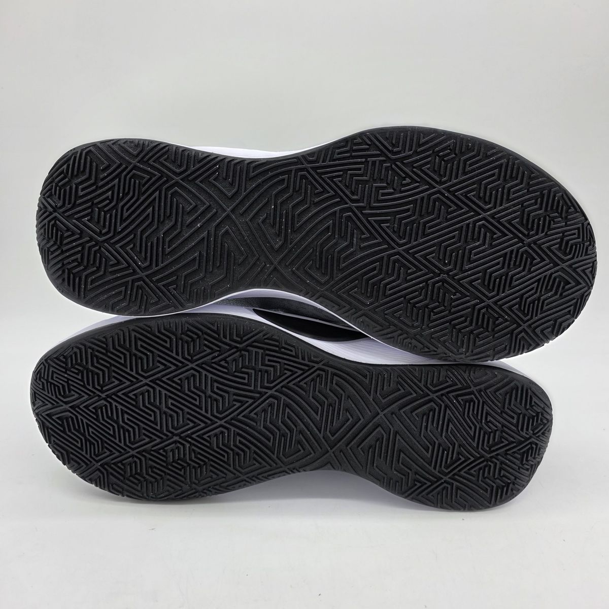 Кросівки баскетбольні Nike Giannis Freak 6 TB Wolf Grey FV1292-001, 47.5, В наявності, доставка 1-2 дні