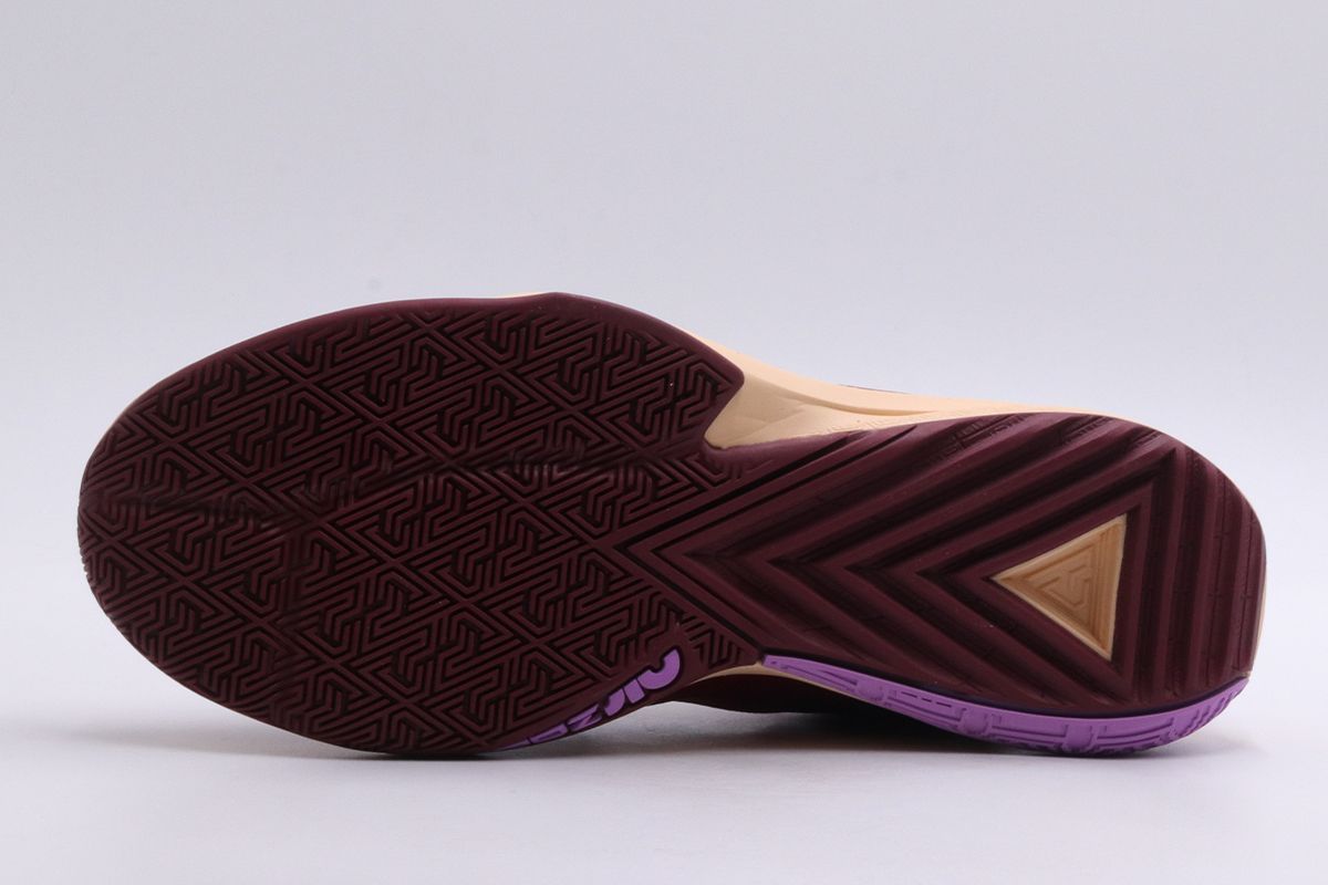 Кросівки баскетбольні Nike Zoom Freak 5 Noble Red DX4985-600, 47.5, В наявності, доставка 1-2 дні