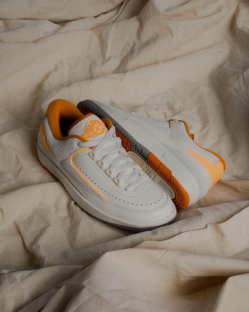 Кросівки підліткові Jordan 2 Retro Low Melon Tint DV9956-118, 36.5, В наявності, доставка 1-2 дні