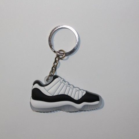 Брелок Jordan 11 Retro Low White Grey, OneSize (універсальний), В наявності, доставка 1-2 дні