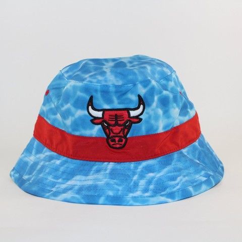 Панама Mitchell & Ness NBA Chicago Bulls Surf Camo Bucket Hat, S/M, В наявності, доставка 1-2 дні