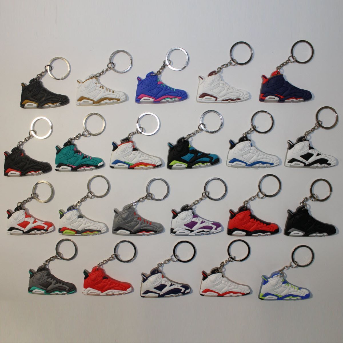 Брелок Jordan 6 Retro Green Pink, OneSize (універсальний), В наявності, доставка 1-2 дні