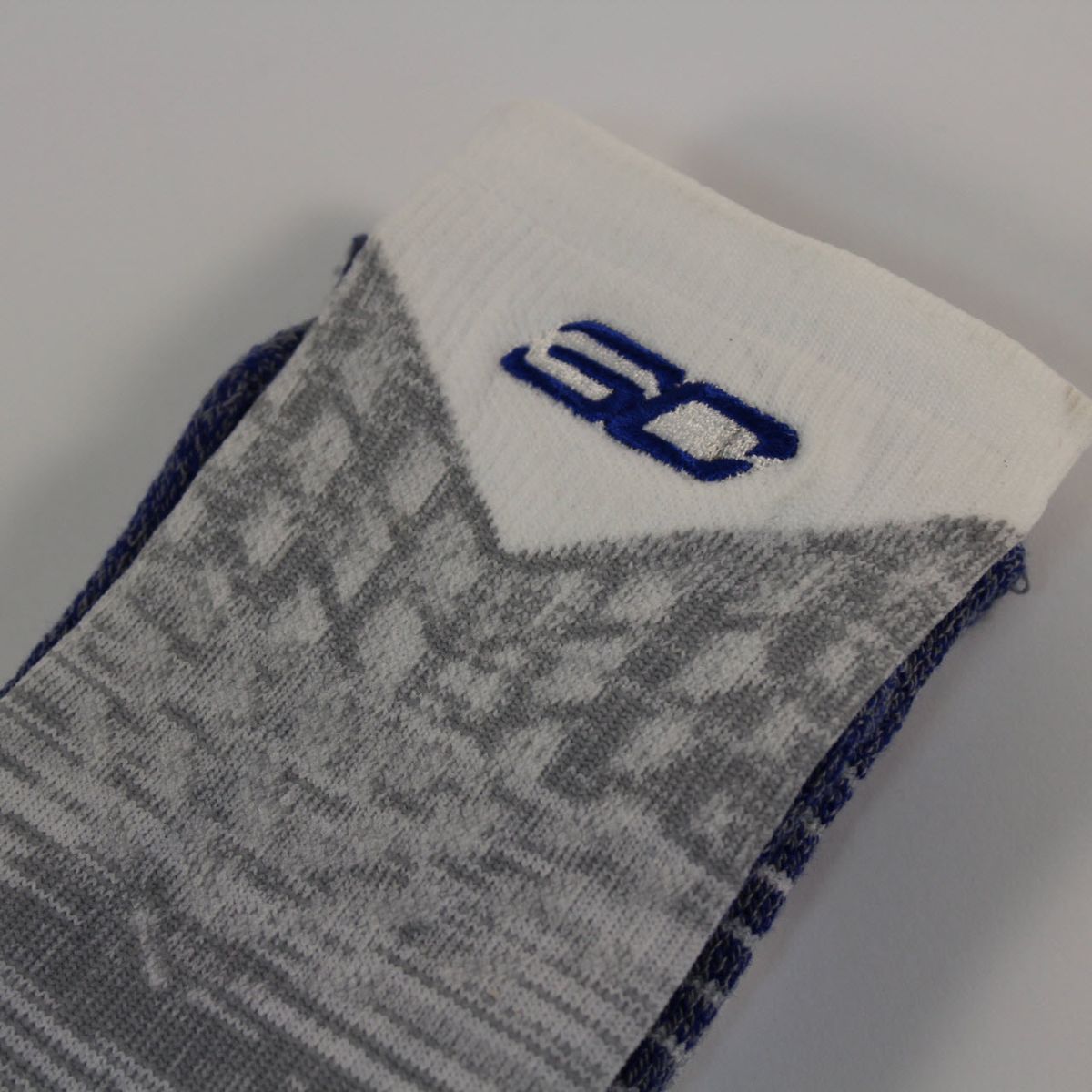 Шкарпетки баскетбольні Under Armour Curry SC30 Basketball Crew Socks Grey Blue 1292879-005, L (42-46), В наявності, доставка 1-2 дні