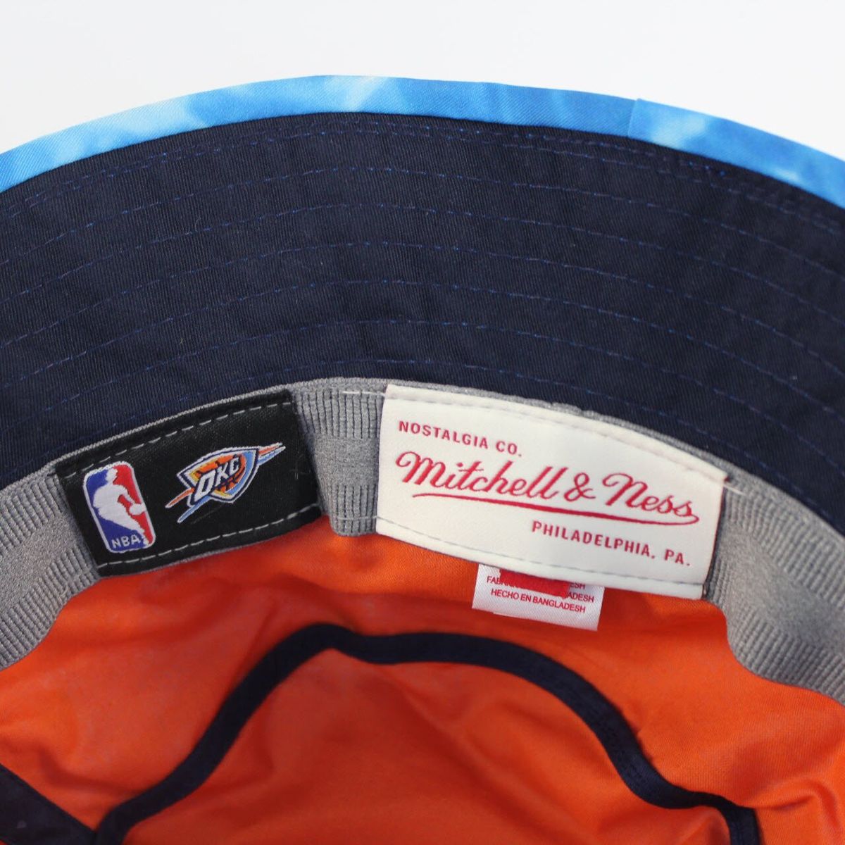 Панама Mitchell & Ness NBA Oklahoma City Thunder Surf Camo Bucket Hat, S/M