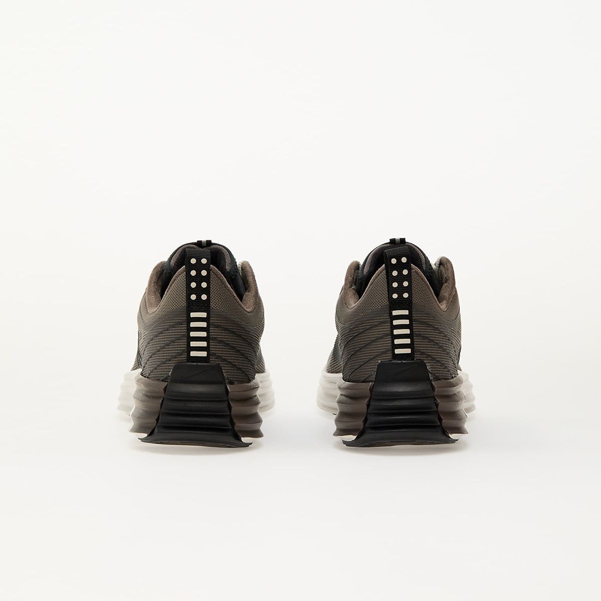 Кросівки чоловічі Nike Lunar Roam Cave Stone DV2440-202, 48.5, В наявності, доставка 1-2 дні