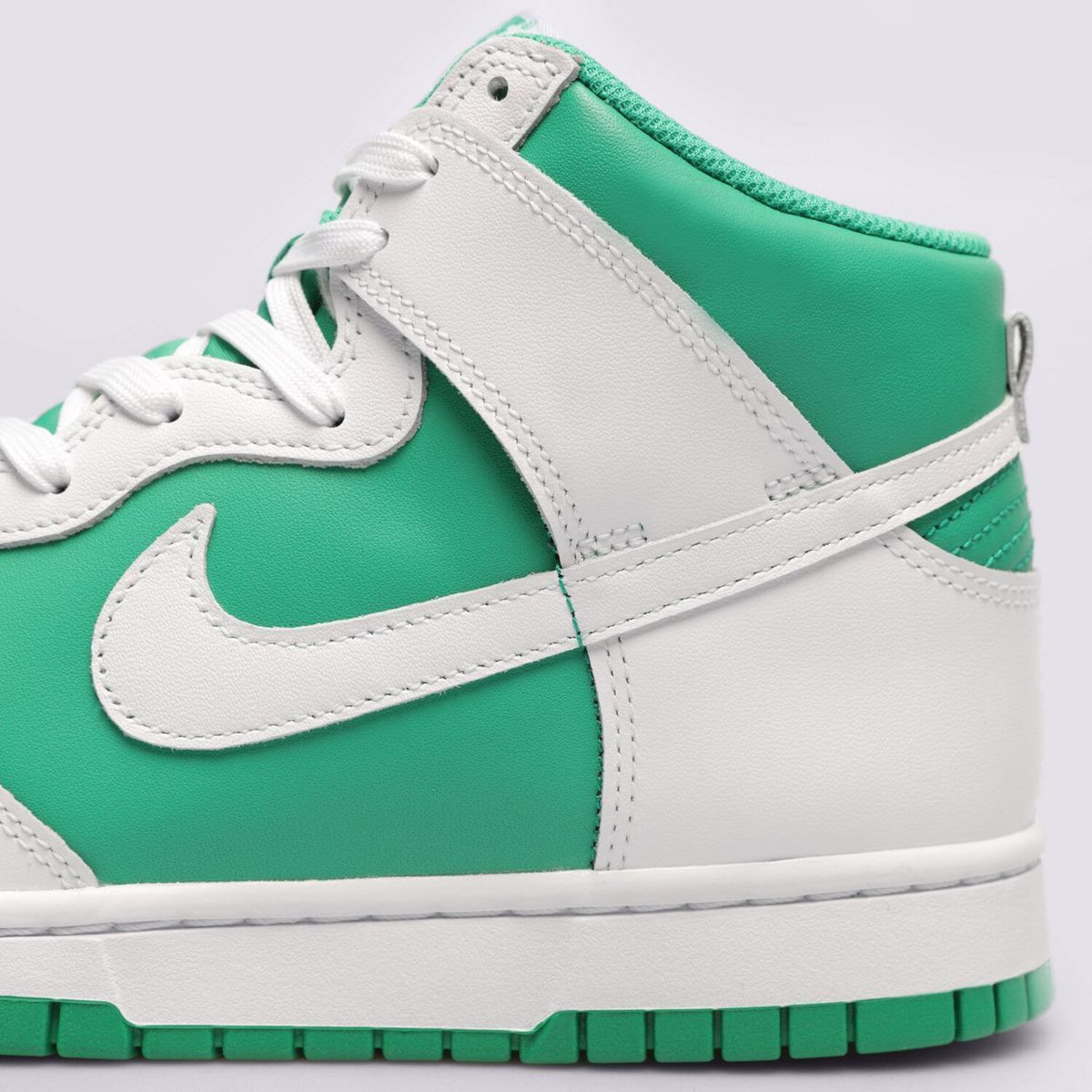 Кросівки чоловічі Nike Dunk Hi Retro BTTYS Stadium Green DV0829-300, 42.5, В наявності, доставка 1-2 дні