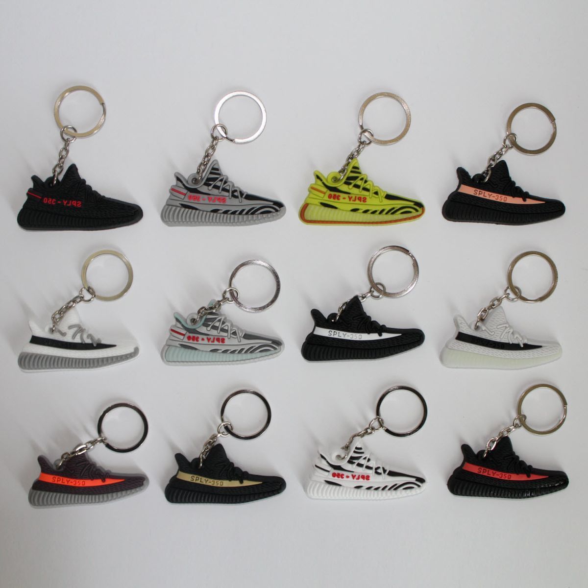 Брелок Adidas Yeezy 350 Boost V2 Volt, OneSize (універсальний), В наявності, доставка 1-2 дні