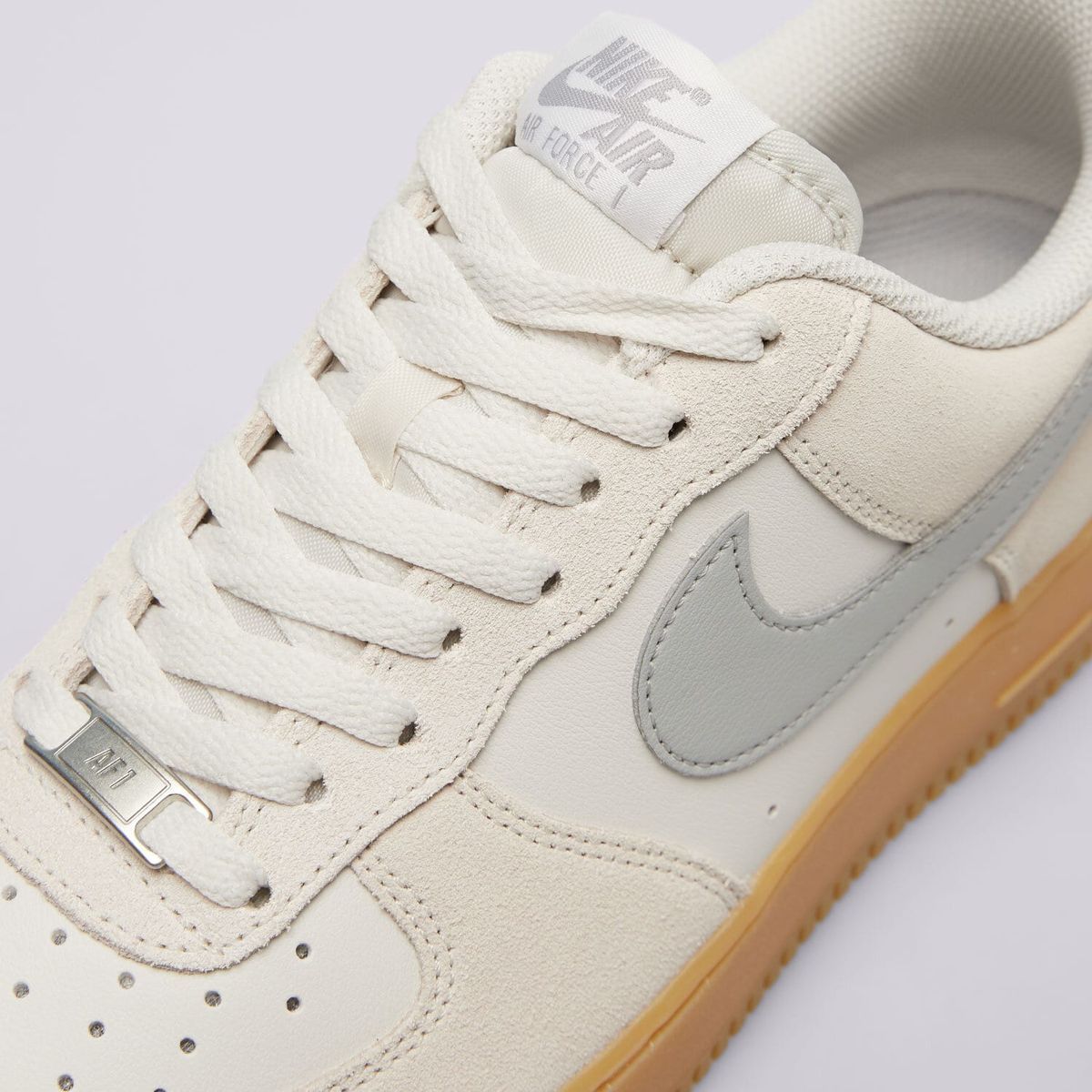 Кросівки чоловічі Nike Air Force 1 '07 LV8 Phantom Light Smoke FQ8714-002, 45, В наявності, доставка 1-2 дні
