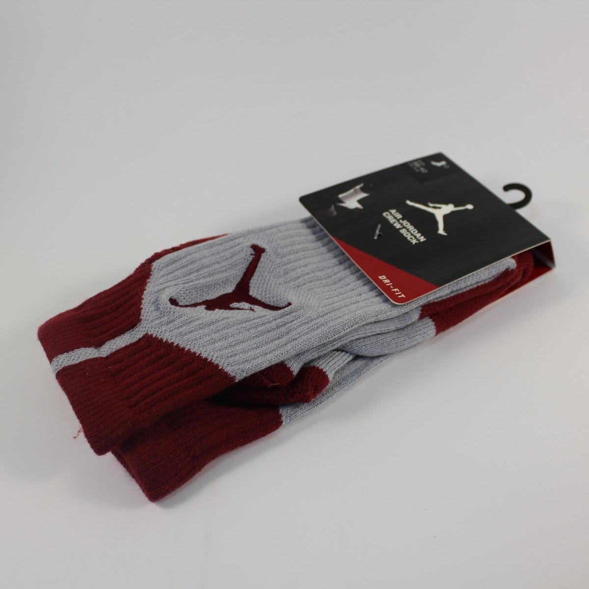 Шкарпетки баскетбольні Jordan Dri-Fit Crew Basketball Socks Grey Red 530977-029, M (38-42), В наявності, доставка 1-2 дні