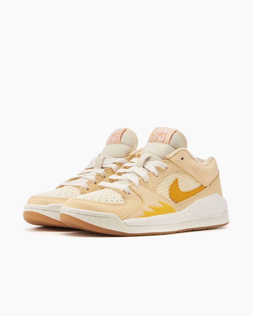 Кросівки жіночі Jordan Stadium 90 WMNS Pale Vanilla FN0584-200, 37.5, В наявності, доставка 1-2 дні