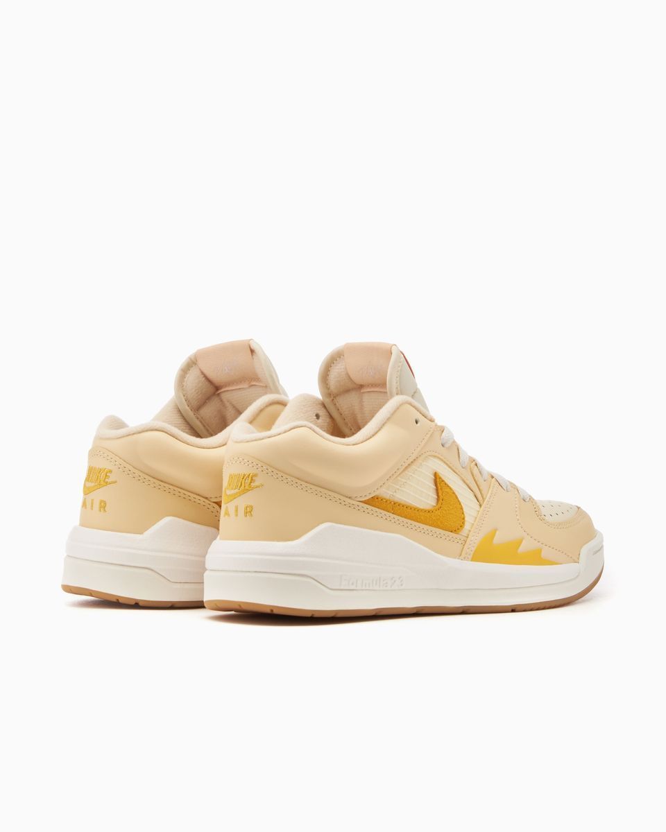 Кросівки жіночі Jordan Stadium 90 WMNS Pale Vanilla FN0584-200, 37.5, В наявності, доставка 1-2 дні