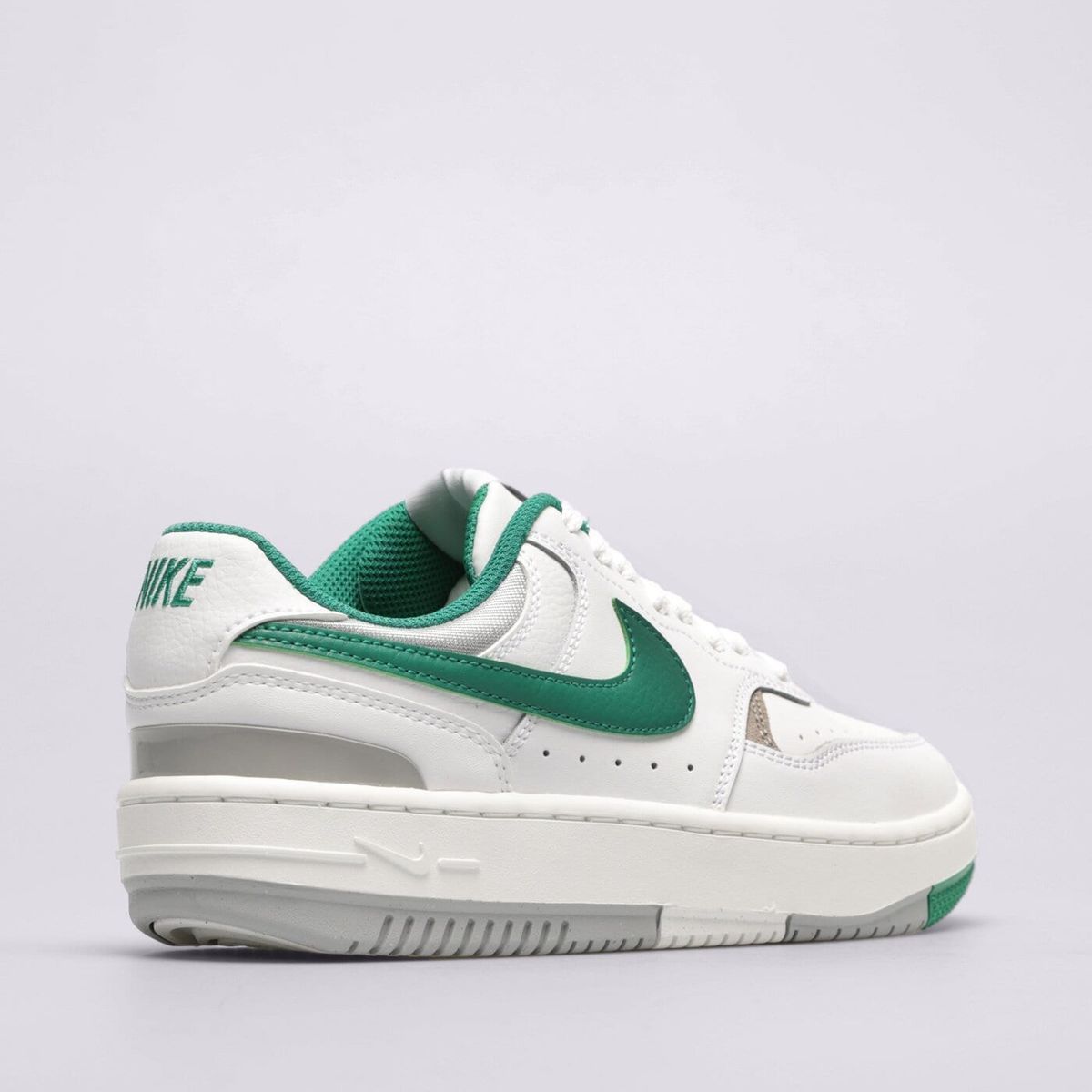 Кросівки жіночі Nike W Gamma Force White/Green DX9176-106, 37.5, В наявності, доставка 1-2 дні