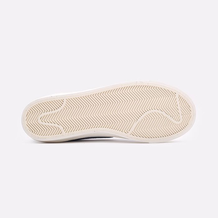 Кросівки чоловічі Nike Blazer Mid '77 VNTG White BQ6806-100, 43, В наявності, доставка 1-2 дні