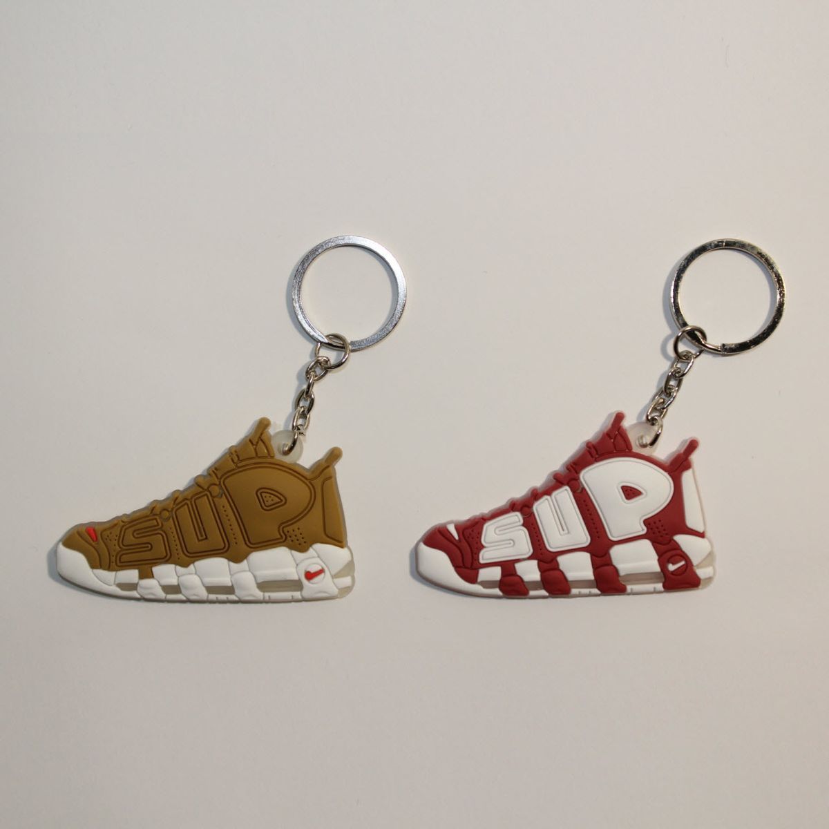 Брелок Nike Air Uptempo 96 Supreme Red, OneSize (універсальний), В наявності, доставка 1-2 дні