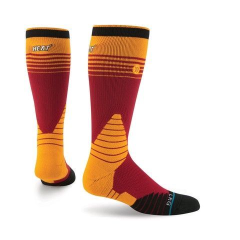 Шкарпетки баскетбольні Stance NBA Miami Heat Logo Crew Basketball Socks Red Yellow M559C5LCHE-RED, XL (46-50), В наявності, доставка 1-2 дні