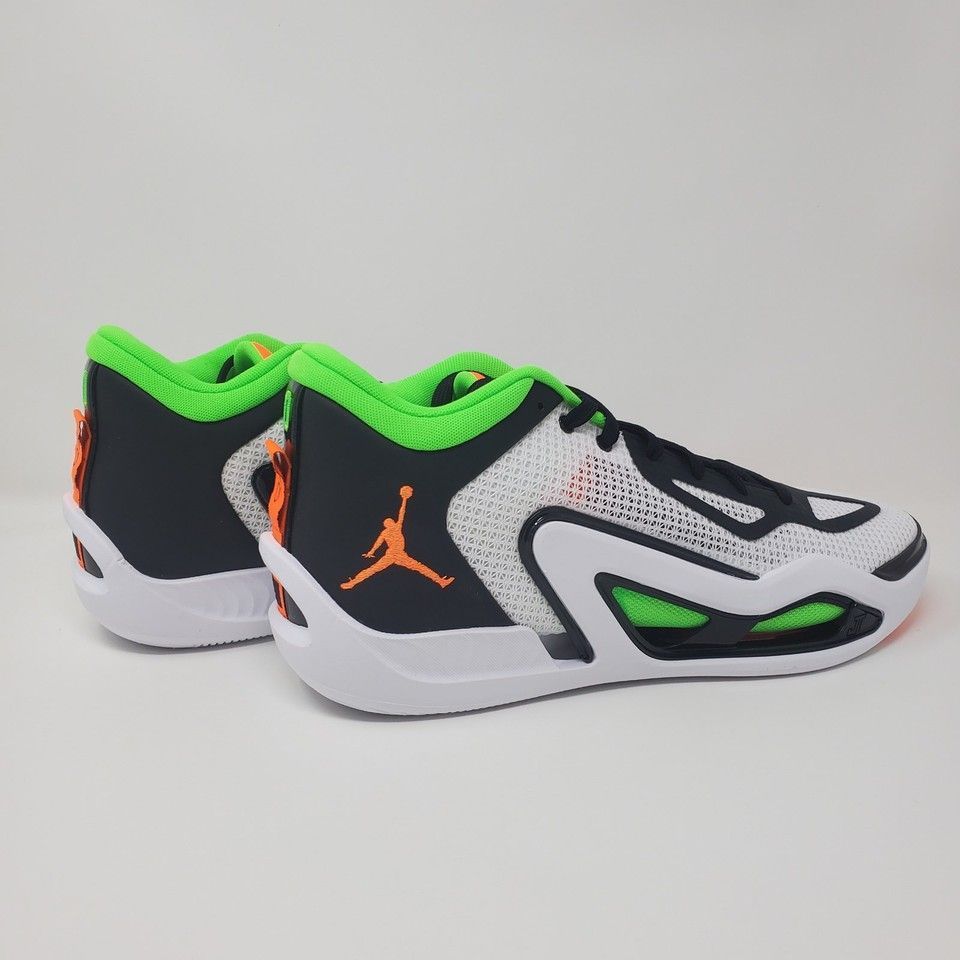 Кросівки баскетбольні Jordan Tatum 1 White Total Orange DZ3324-108, 46, В наявності, доставка 1-2 дні