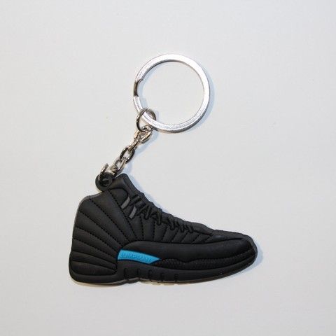 Брелок Jordan 12 Retro Black, OneSize (універсальний), В наявності, доставка 1-2 дні