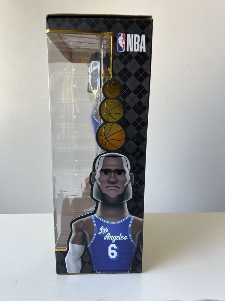 Колекційна фігурка Funko Gold NBA Lebron James - Los Angeles Lakers Blue (61872) - 30 см, 12'' (30.5 см), В наявності, доставка 1-2 дні
